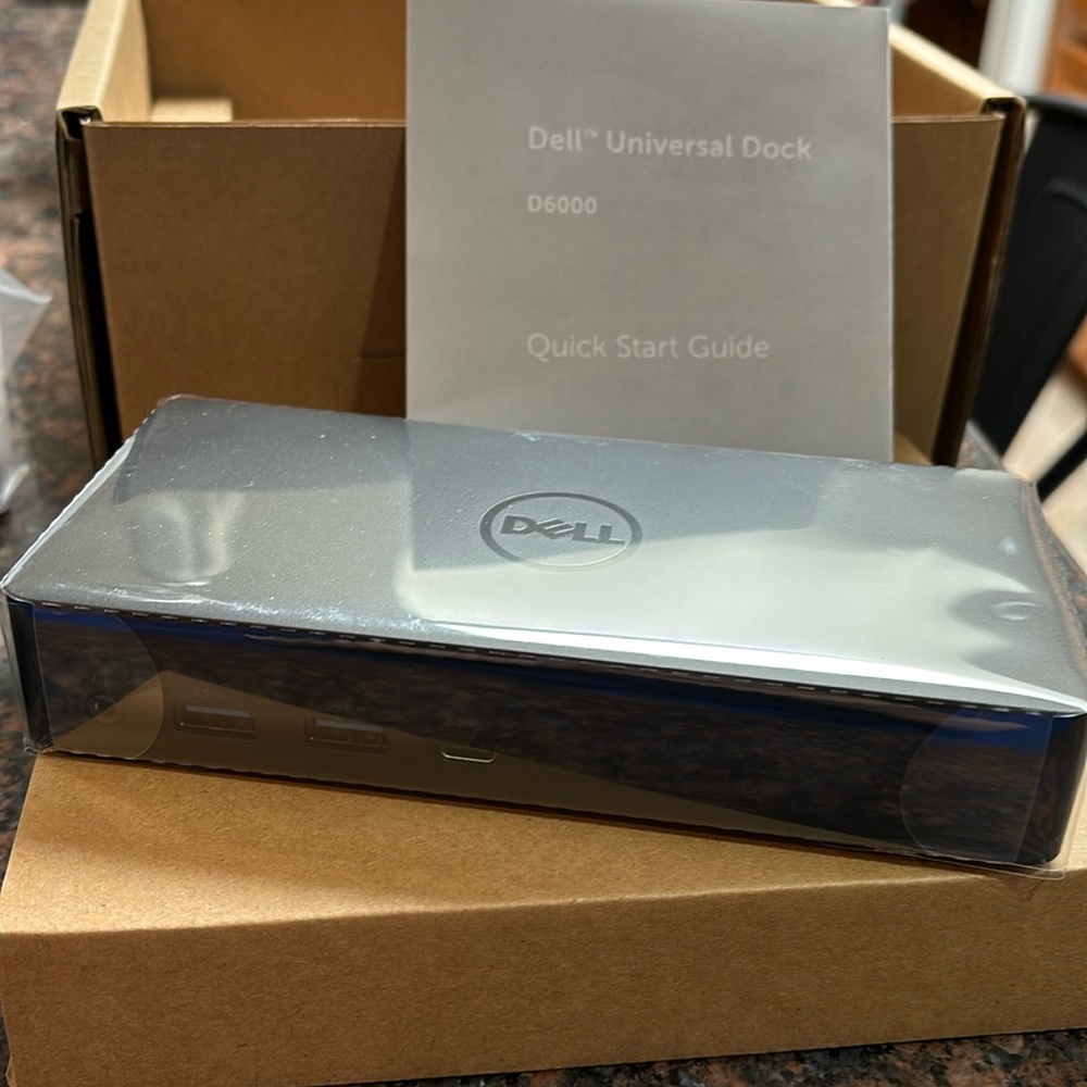 Dell Universal Dock Station D6000